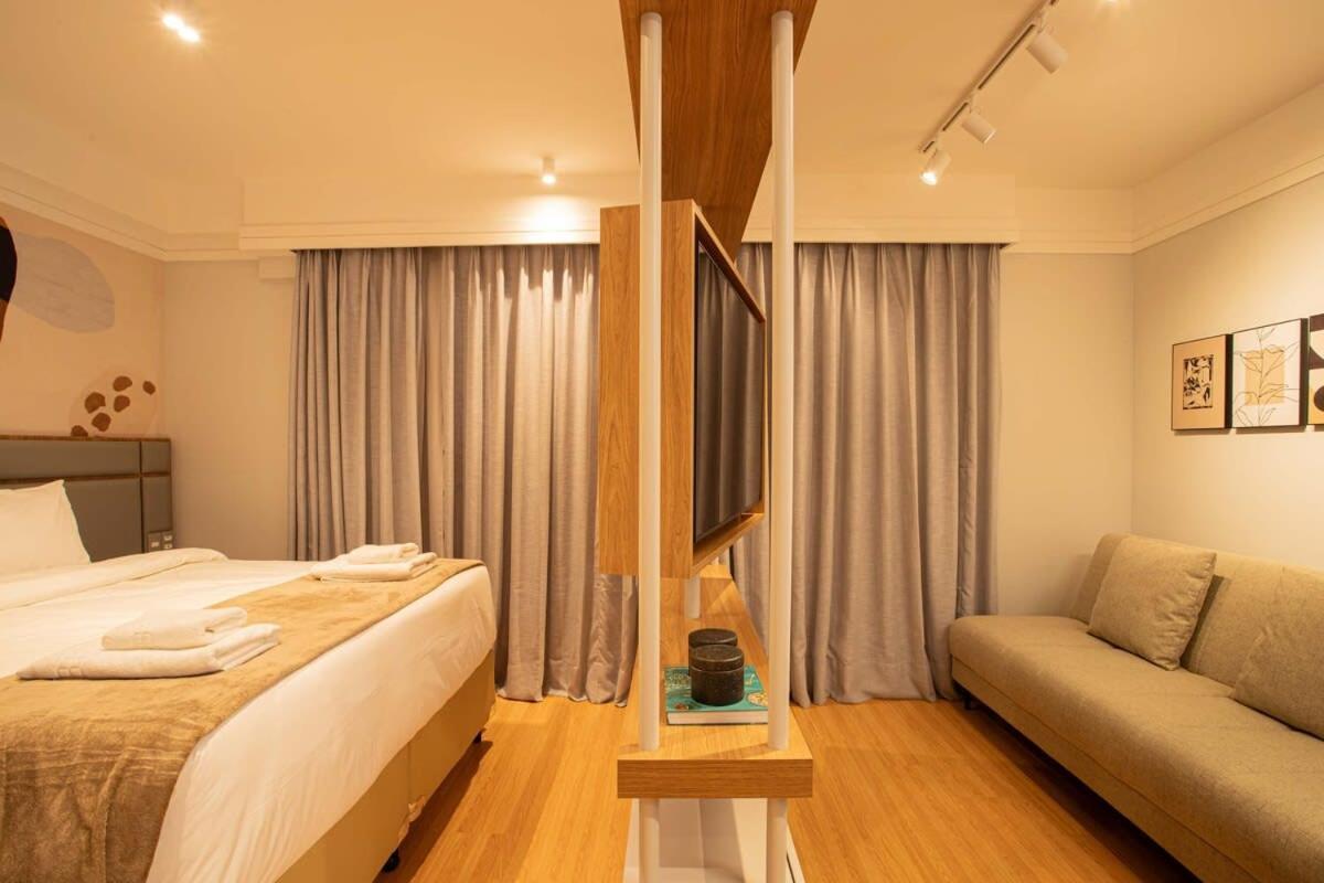 Apartamento Bhomy Jardins - Bela Cintra Ad1108 *